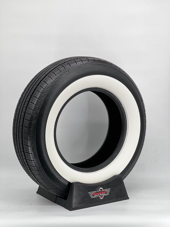 22705NX250 Diamond Back I All-Season Radial Tire 225/70R15 [Whitewall Sidewall]