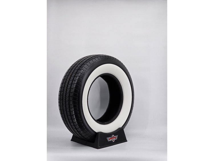 23705SS300 Diamond Back SS All-Season Radial Tire 235/70R15 [Whitewall Sidewall]