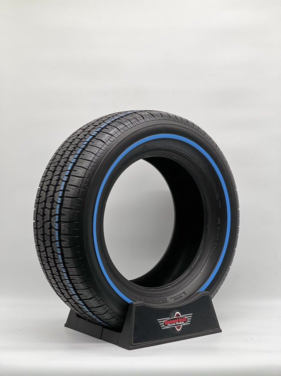 25705BGBL Diamond Back III All-Season Radial Tire 255/70R15 [Blueline Sidewall]