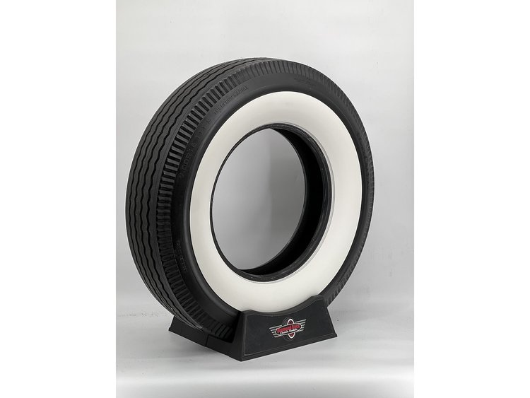 700R16AD350 Auburn Deluxe All-Season Radial Tire 700R16 [Whitewall Sidewall]