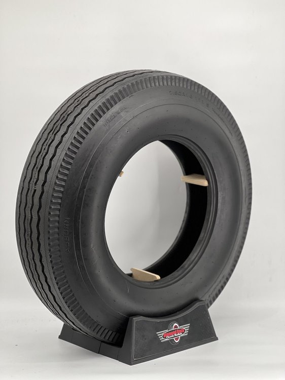 750R16ADBW Auburn Deluxe All-Season Radial Tire 750R16 [Blackwall Sidewall]