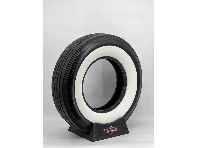 820R15AD325 Auburn Deluxe All-Season Radial Tire 820R15 [Whitewall Sidewall]