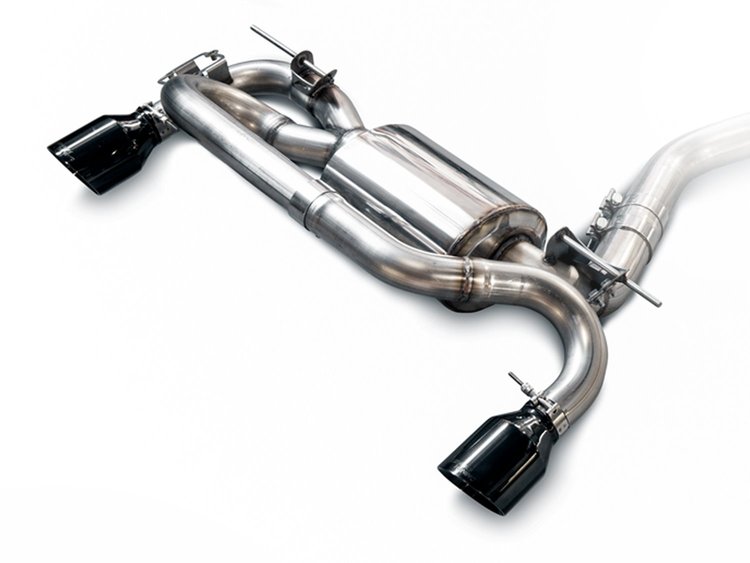 Touring Axleback Exhaust