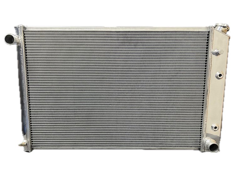 RGM.3R3320.A 3-Row Aluminum Radiator, 1973-1991 GM Blazer/Jimmy/ R/V /Suburban, Automatic, 33 in. x 20 in.