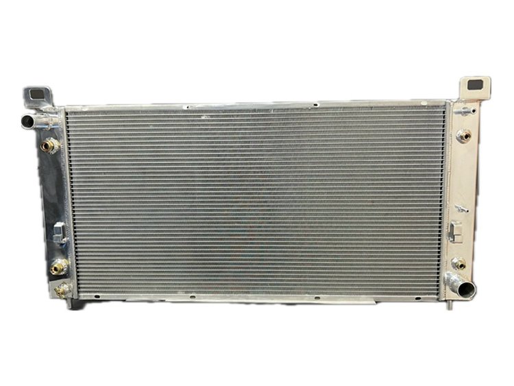 RGM.3R3417.A 3-Row Aluminum Radiator, 1999-2011 GM Truck, Automatic, 34 in. x 17 in.