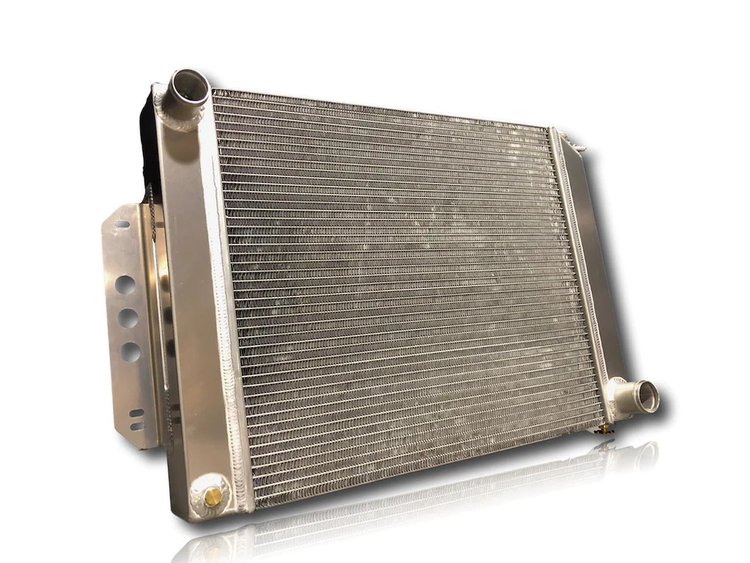 RGM.CAM.6769.M 5-Row Aluminum Radiator, 1967-1969 GM Camaro/Firebird, Manual