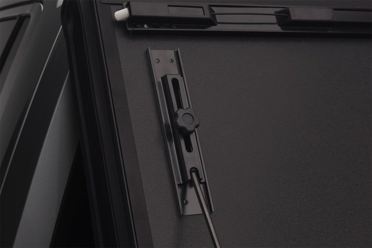 448602 BAKFlip MX4 for Fits Select Honda Ridgeline 5.4 ft., Color: Matte Black, Style: Hard Folding Cover