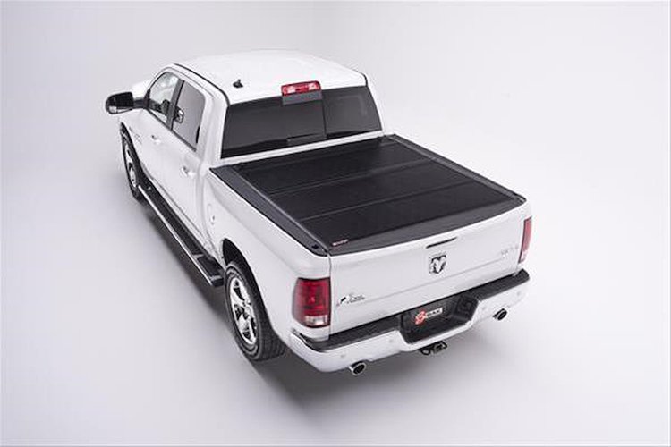 BakFlip F1 Hard Folding Tonneau Cover for 2016-2017 Nissan Titan