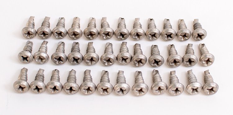 WHEEL OPENING SCREW SET
