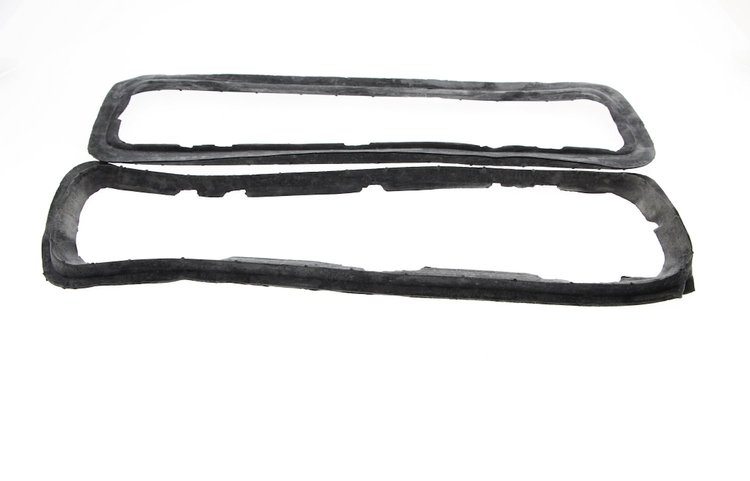 Tail Light Housing Seal Set
