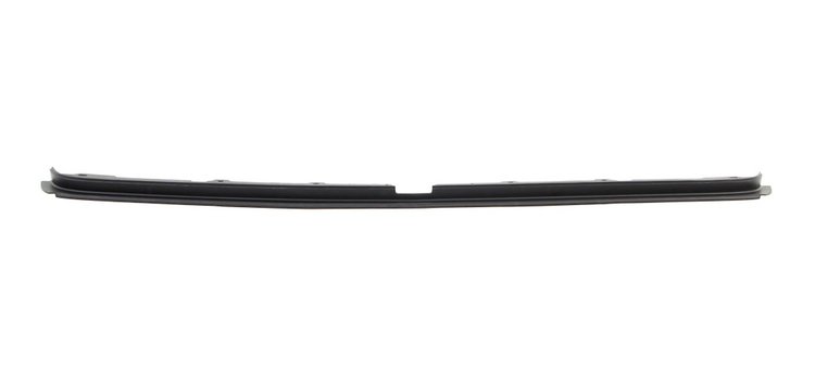 X115-4088-1 Grille to Bumper Filler Panel 88-93 Chevy GMC CK Trucks SUV