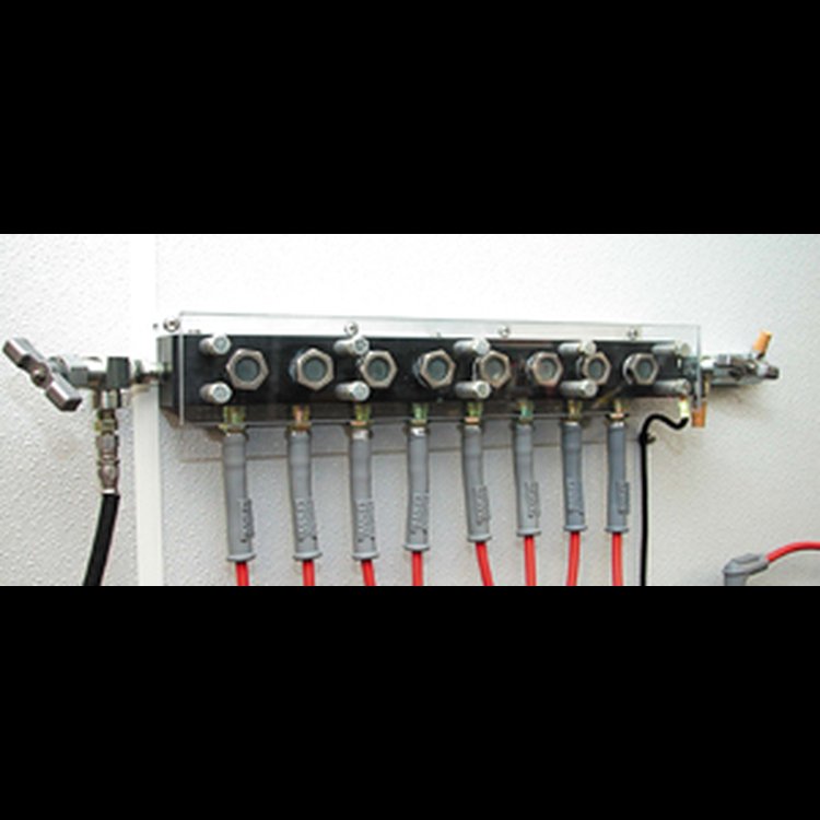 Ignition Spark Plug Pressure Chamber
