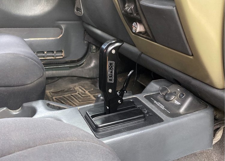 Stealth Magnum Grip Pro-Stick Off-Road Shifter Fits Select 1987-2006 Jeep Wrangler TJ, Cherokee XJ, Comanche MJ [Auto-Trans]