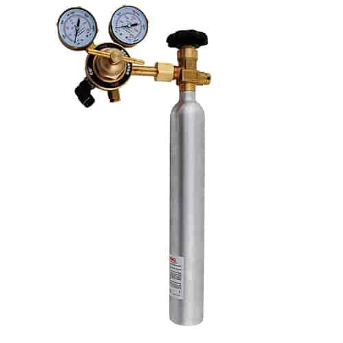 CO2 Bottle 10 oz. With Regulator