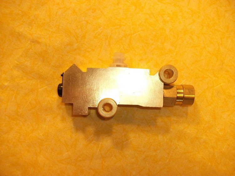 AU-3350 Combination and Proportioning Valve