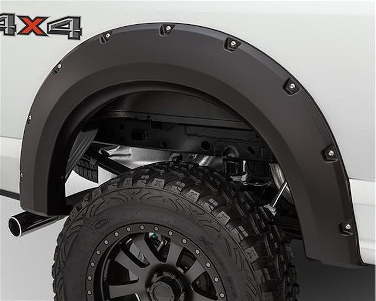 FENDER FLARES BW