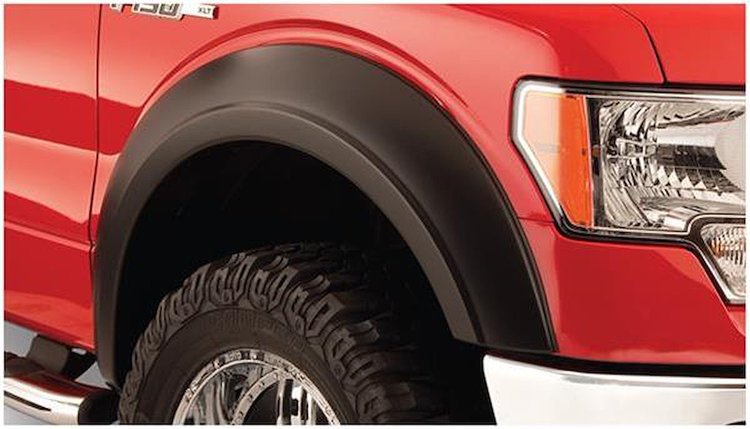 FENDER FLARES BW