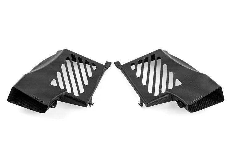 CF I/COOLER DUCTS PORSCHE