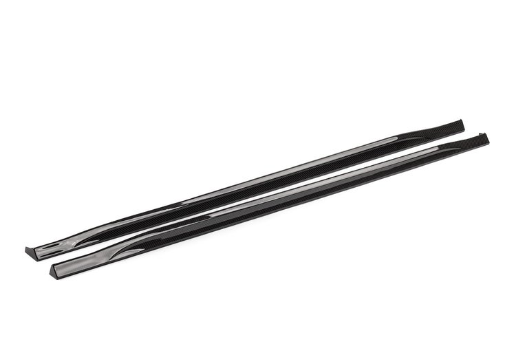 C/F SIDE SKIRTS MK8 GTI