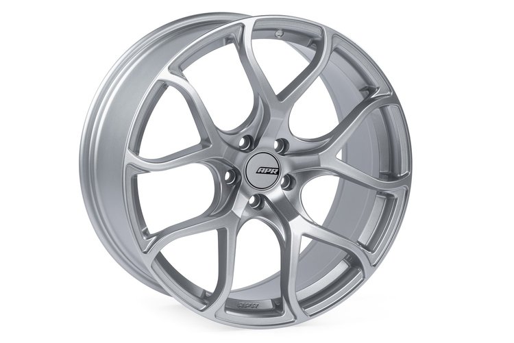 A01 Flow-Formed Wheel Size: 20 in. x 9 in. [Hyper Silver]
