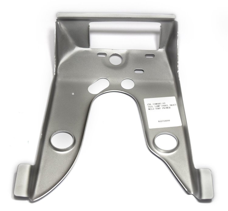 *INNER TAIL PANEL BRACE