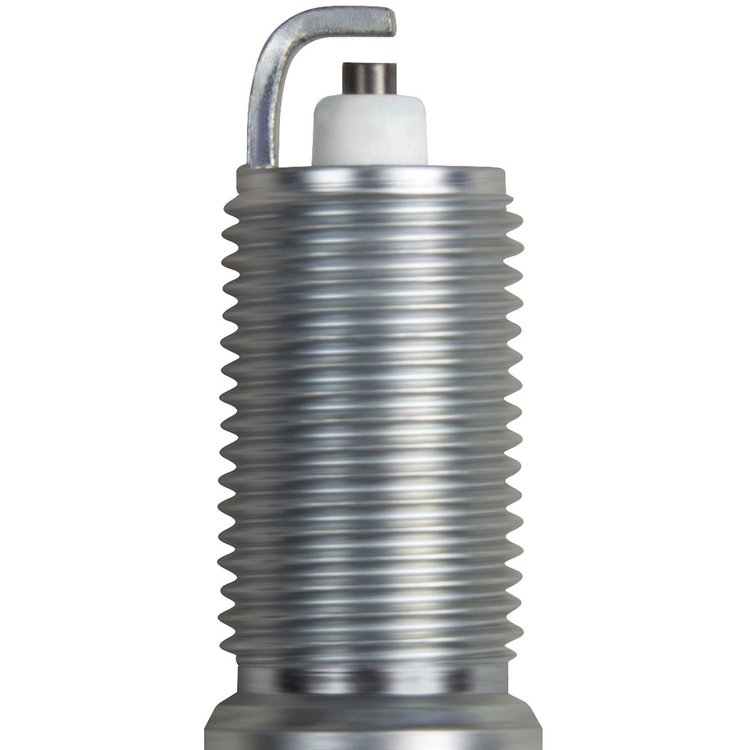 570 Copper Plus Spark Plug [0.551 in. Thread, 0.984 in. Reach]