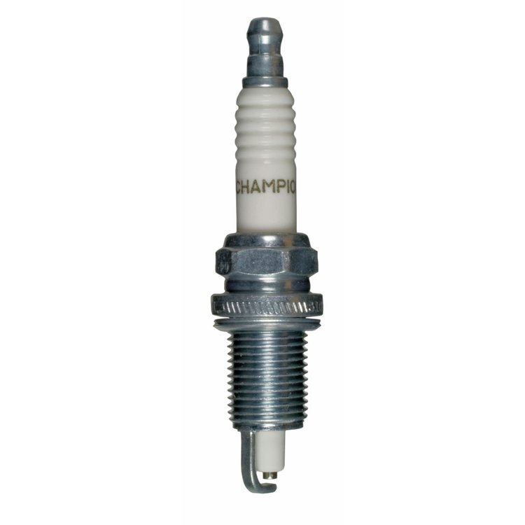 82 Copper Plus Spark Plug [0.551 in. Thread, 0.750 in. Reach]