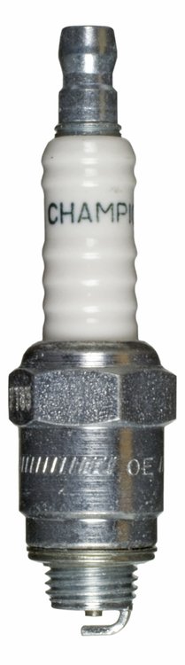 UY6 SPARK PLUG