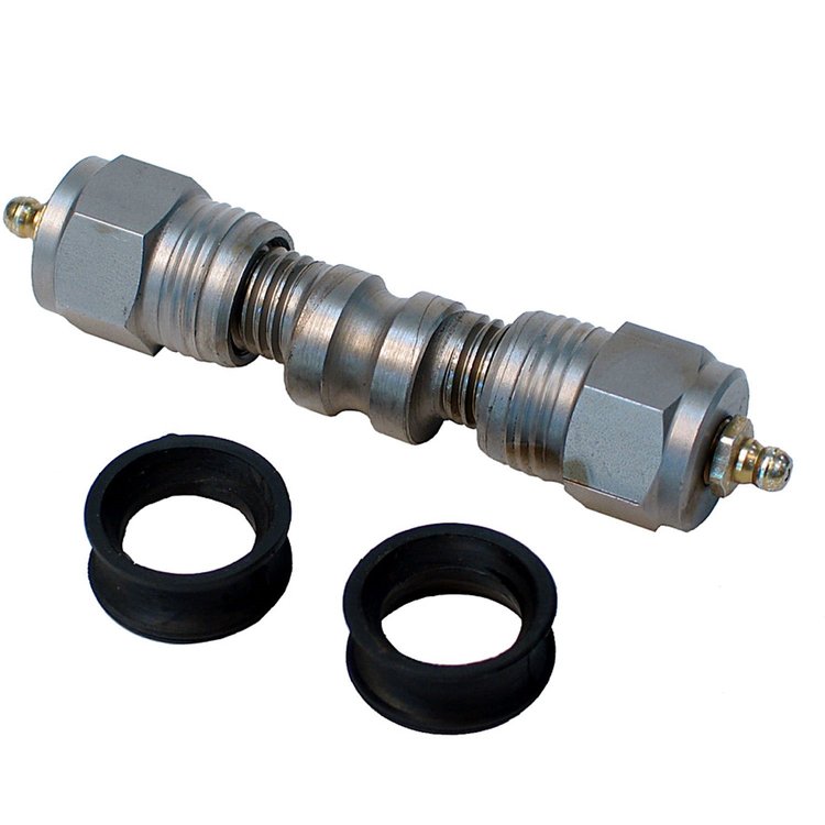 OUTER PIVOT PIN