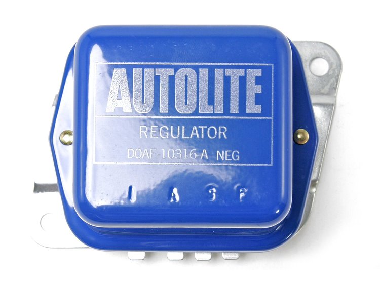 70-71 VOLTAGE REGULATOR W