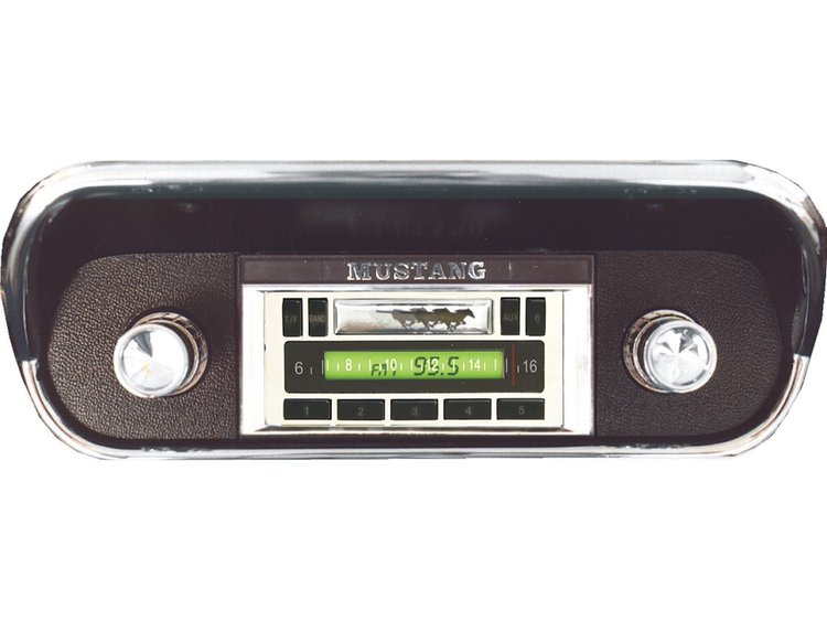 Custom Autosound Radio 1967-73 Ford Mustang