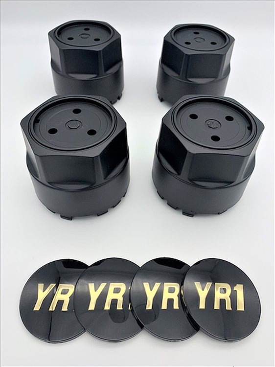 BCSYR1GLD1 Black Center Cap Set [Gold YR1 Inserts]