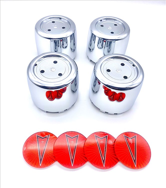 RCSAR1 Center Cap Set for 1977-1981 Pontiac Firebird [Red Arrowhead Inserts]