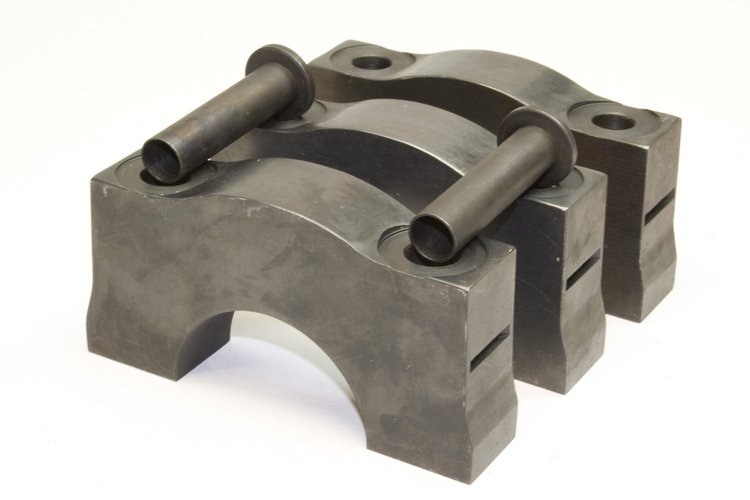 1730201 Main Bearing Caps 1968-95 Ford 302