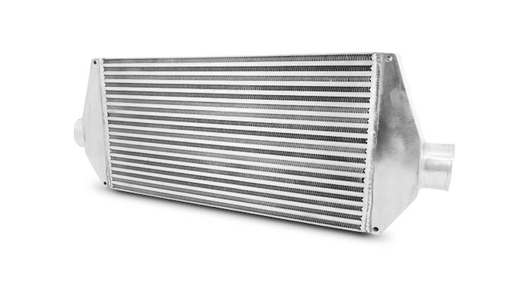 Air-to-Air Intercooler with End Tanks HP Rating: 875