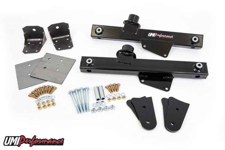 102520-B 94-98 MUSTANG STRIP GRIP; Black