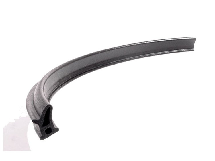C/LP 40-F Door Side Seal Extrusion With Proper Installation Clips