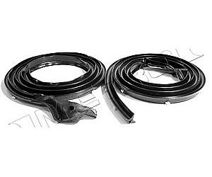 Molded Door Seals with Clips 1970-74 Dodge Challenger/Plymouth Barracuda