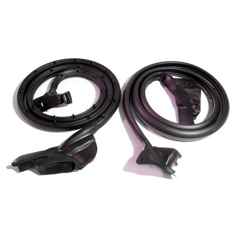 Molded Door Seals with Molded Ends and Clips. Replaces second design OEM #17986019 & #17986020 Pair.