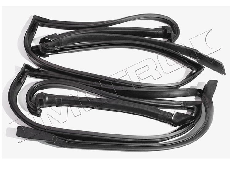 T-Top to Body Seals 1978-88 Buick Regal/Chevy Monte Carlo/Oldsmobile Cutlass Supreme/Pontiac Grand Prix