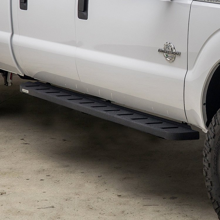 RB10 Side Steps 22+Tundra