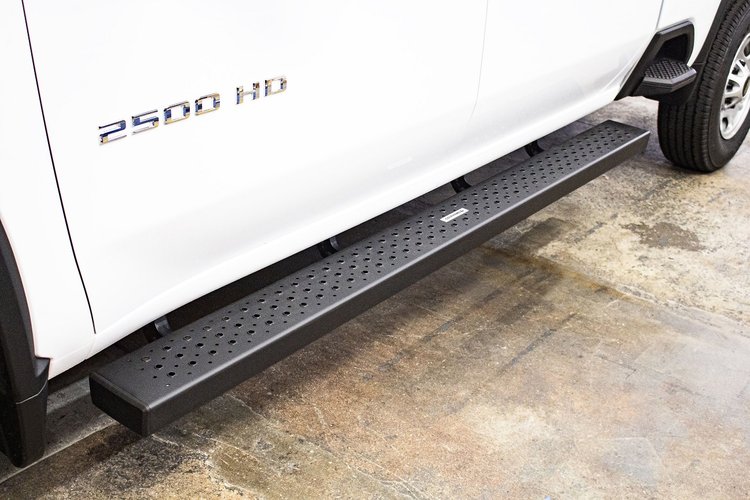 SIDESTEPS W/ BRACKETS