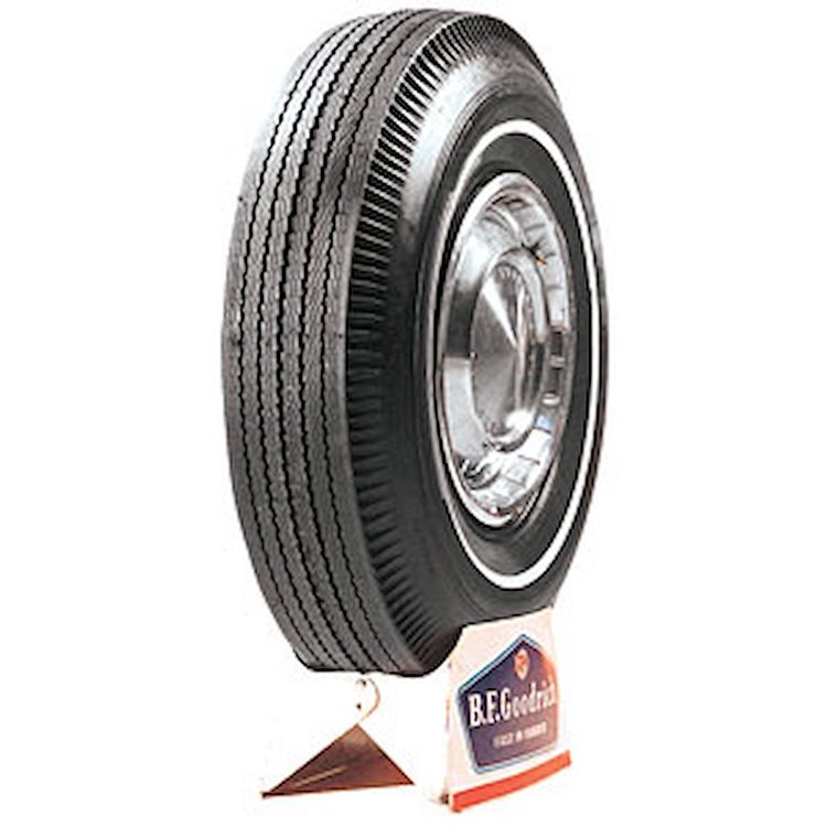BFGoodrich Silvertown Whitewall Bias Ply Tire 900-15 ( 5.40" x 29.59" - 15" )