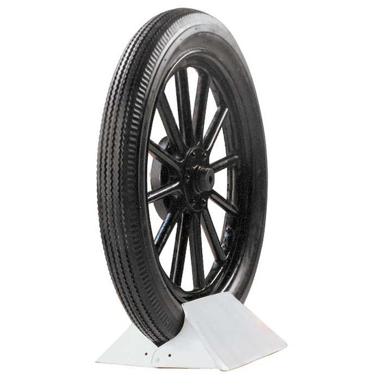 Coker Classic Zig Zag Ribbed Bias Ply Tire 30 x 3 CL