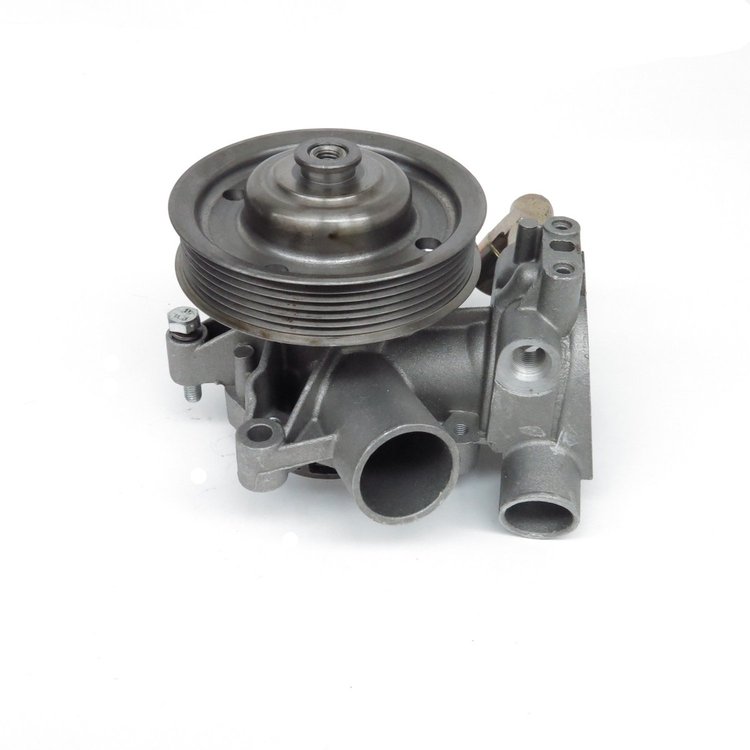 AUTOMOTIVE WATER PUMP