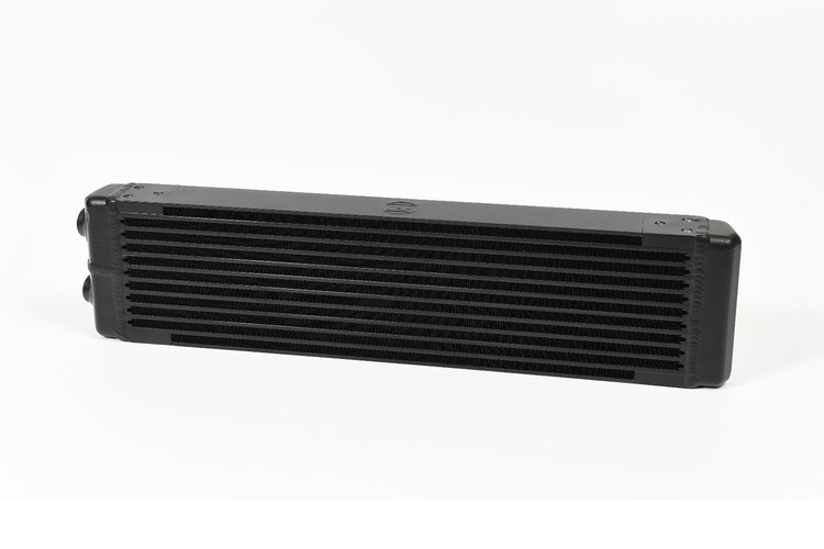 Universal Dual-Pass Oil Cooler / RS Porsche / M22 x 1.5 / 24L x 5.75H x 2.16W