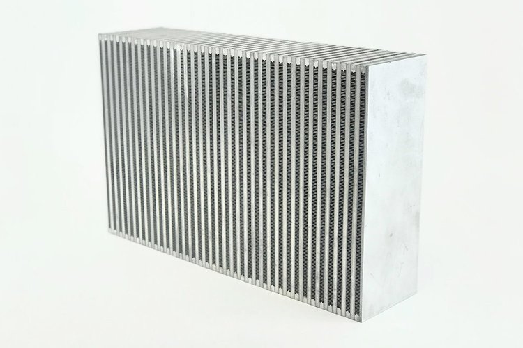 High-Performance Bar & Plate Intercooler Core, 22"L x 14"H x 5.50"W, Vertical Flow, Universal Core