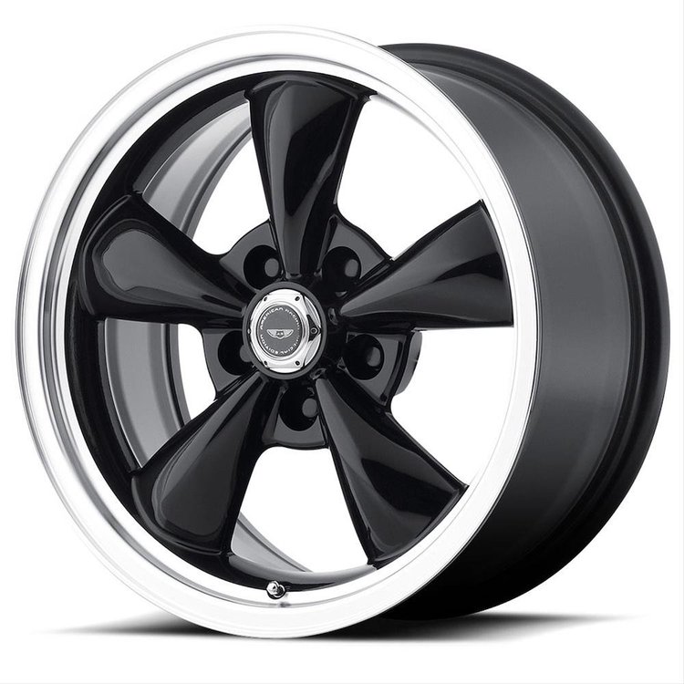 AR105M Series Torq-Thrust M Wheel Size: 17" x 7"
