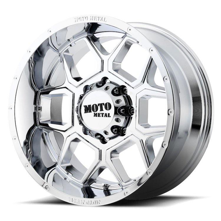 Moto Metal Series MO981 Chrome Wheel Size: 22" x 12"