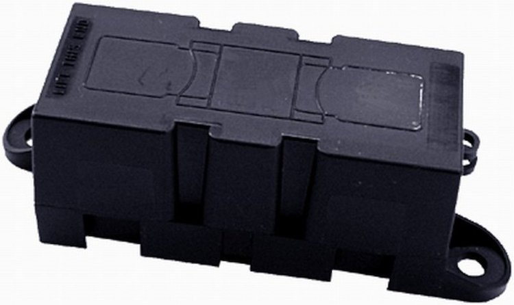 FUSE HOLDER
